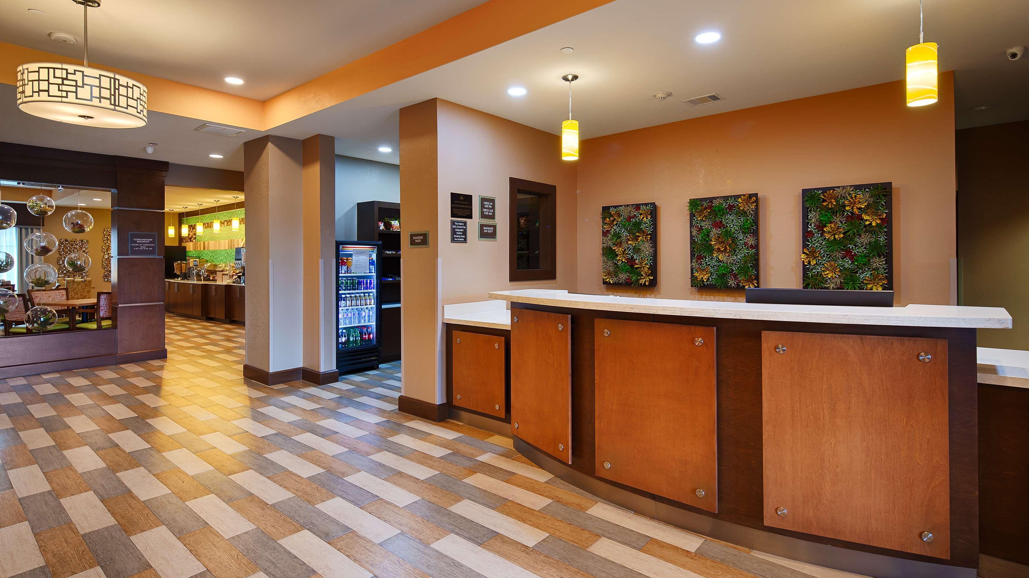 Best Western Plus Flatonia Inn Zewnętrze zdjęcie